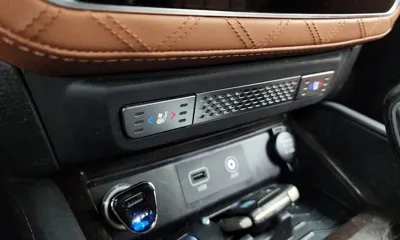 KG_Mobility_Ssangyong Rexton 2019, 175489 км, за 12590000 KRW - фото 30