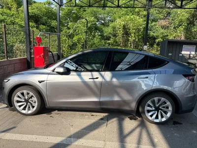 Tesla Model Y 2025, 8500 км, за 61040000 KRW - фото 3