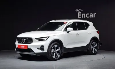 Volvo XC40 · 2025 год
