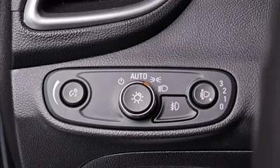 ChevroletGMDaewoo Trax 2020, 9419 км, за 12300000 KRW - фото 15