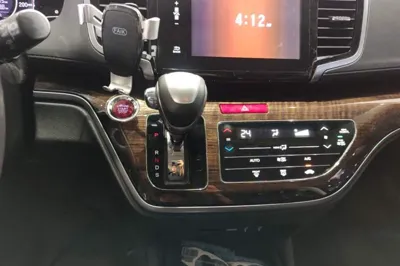 Honda Odyssey 2015, 156900 км, за 87129.57 CNY - фото 16