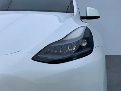 Tesla Model Y 2024, 80000 км, за 169800 CNY - фото 12