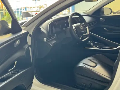 Hyundai Elantra 2022, 30000 км, за 88800 CNY - фото 8