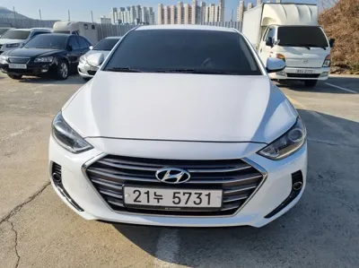 Hyundai Avante 2018, 114000 км, за 10800000 KRW