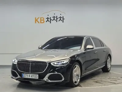 Mercedes-Benz S-Class · 2023 год