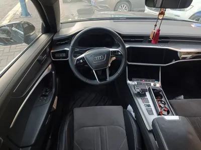 Audi A6L 2020, 112600 км, за 179339.2 CNY - фото 11