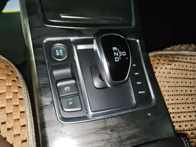 BYD Qin Pro New Energy 2018, 49300 км, за 40998.55 CNY - фото 15