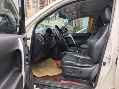 Toyota Prado 2019, 161000 км, за 279800 CNY