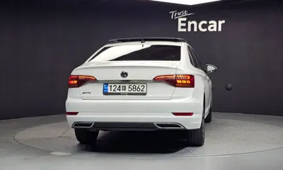 Volkswagen Jetta 2021, 77189 км, за 27300000 KRW