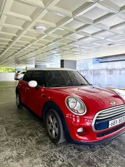 MINI Cooper 2015, 71000 км, за 7500000 KRW