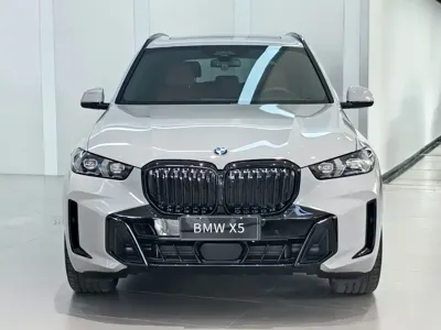 BMW X5 2024, 6000 км, за 578000 CNY