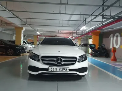Mercedes-Benz E-Class 2017, 169397 км, за 16900000 KRW