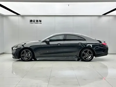 Mercedes-Benz CLS 2022, 28000 км, за 348000 CNY