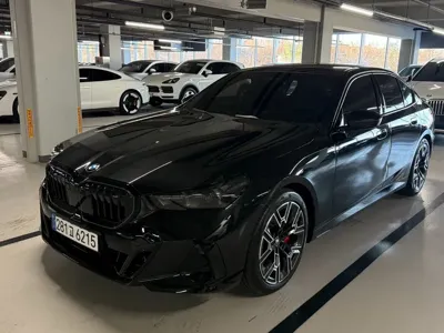 BMW 5-Series · 2026 год