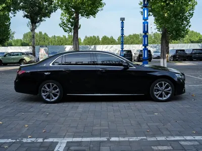 Mercedes-Benz E-Class 2021, 48000 км, за 249800 CNY