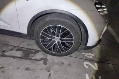 Porsche Macan 2024, 4200 км, за 451092.85 CNY - фото 8