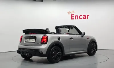 MINI Cooper Convertible 2024, 11683 км, за 42000000 KRW