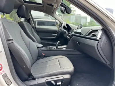 BMW 3 Series 2017, 84000 км, за 79800 CNY - фото 5