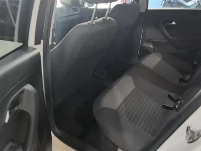 Volkswagen Polo 2018, 80000 км, за 40900 CNY - фото 10