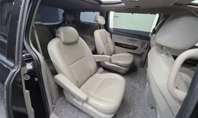 Kia Canival 2016, 154678 км, за 9800000 KRW - фото 19