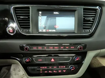 Kia Canival 2018, 110985 км, за 11900000 KRW - фото 16