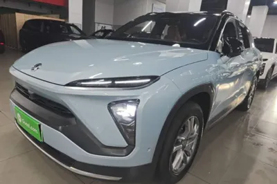 Nio ES6 · 2020 год