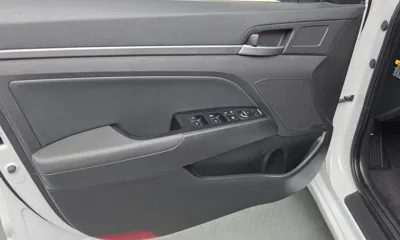 Hyundai Avante 2017, 133514 км, за 7700000 KRW - фото 24