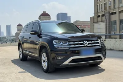 Volkswagen Teramont 2019, 97500 км, за 120283.27 CNY