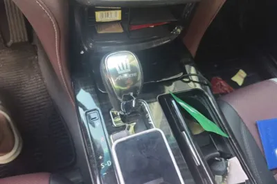 Toyota Crown 2017, 122500 км, за 99148.38 CNY - фото 14