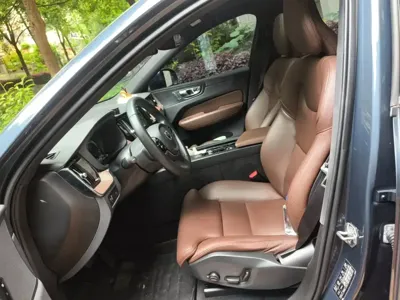 Volvo XC60 2020, 61600 км, за 132200 CNY - фото 8