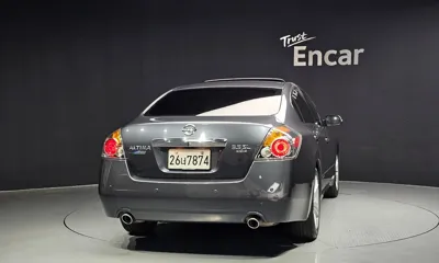 Nissan Altima 2012, 76443 км, за 4900000 KRW