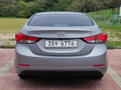 Hyundai Avante 2015, 91914 км, за 6900000 KRW