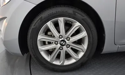 Hyundai Avante 2015, 53982 км, за 8200000 KRW - фото 5
