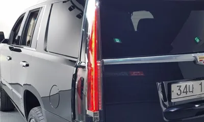 Cadillac Escalade 2018, 55418 км, за 36900000 KRW - фото 23