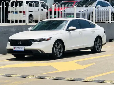 Honda Accord 2024, 20800 км, за 125000 CNY - фото 1