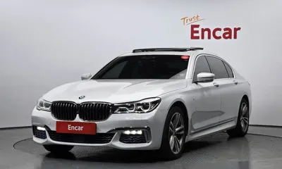 BMW 7-Series · 2017 год