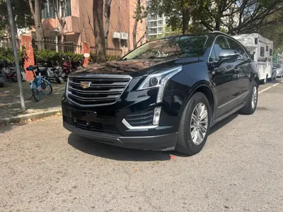 Cadillac XT5 · 2017 год