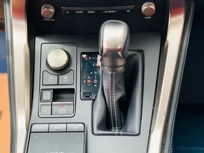 Lexus NX 2020, 117000 км, за 110000 CNY - фото 17