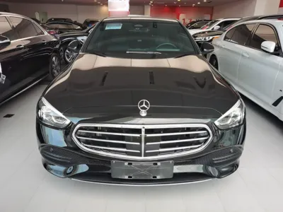 Mercedes-Benz C-Class 2023, 72700 км, за 200145.81 CNY