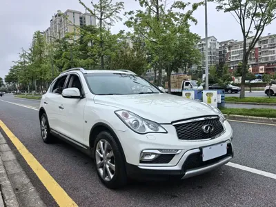 Infiniti QX50 2016, 129000 км, за 39800 CNY