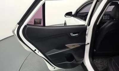 Kia Stonic 2018, 68270 км, за 10800000 KRW - фото 25