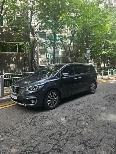Kia Canival · 2015 год