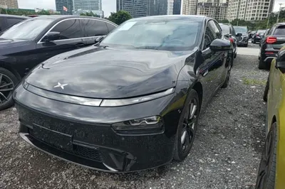 Xpeng P7 · 2022 год