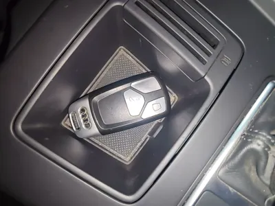 Audi A4L 2020, 76900 км, за 129800.12 CNY - фото 12