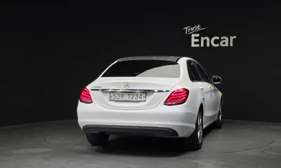 Mercedes-Benz C-Class 2018, 130778 км, за 14500000 KRW