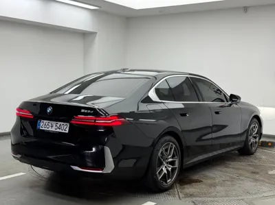 BMW 5-Series 2026, 10732 км, за 55000000 KRW
