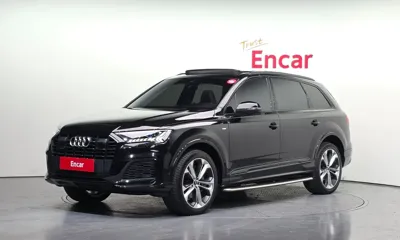 Audi Q7 · 2023 год