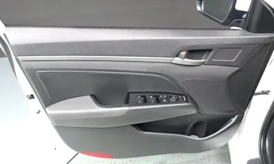 Hyundai Avante 2018, 133218 км, за 8500000 KRW - фото 24