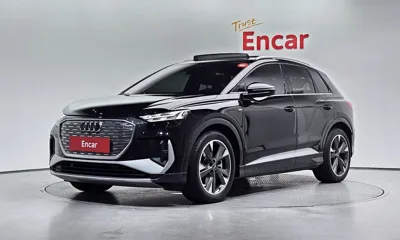 Audi Q4 e-tron · 2023 год