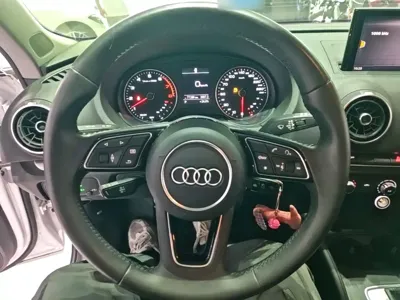 Audi A3 2020, 77300 км, за 60800 CNY - фото 11